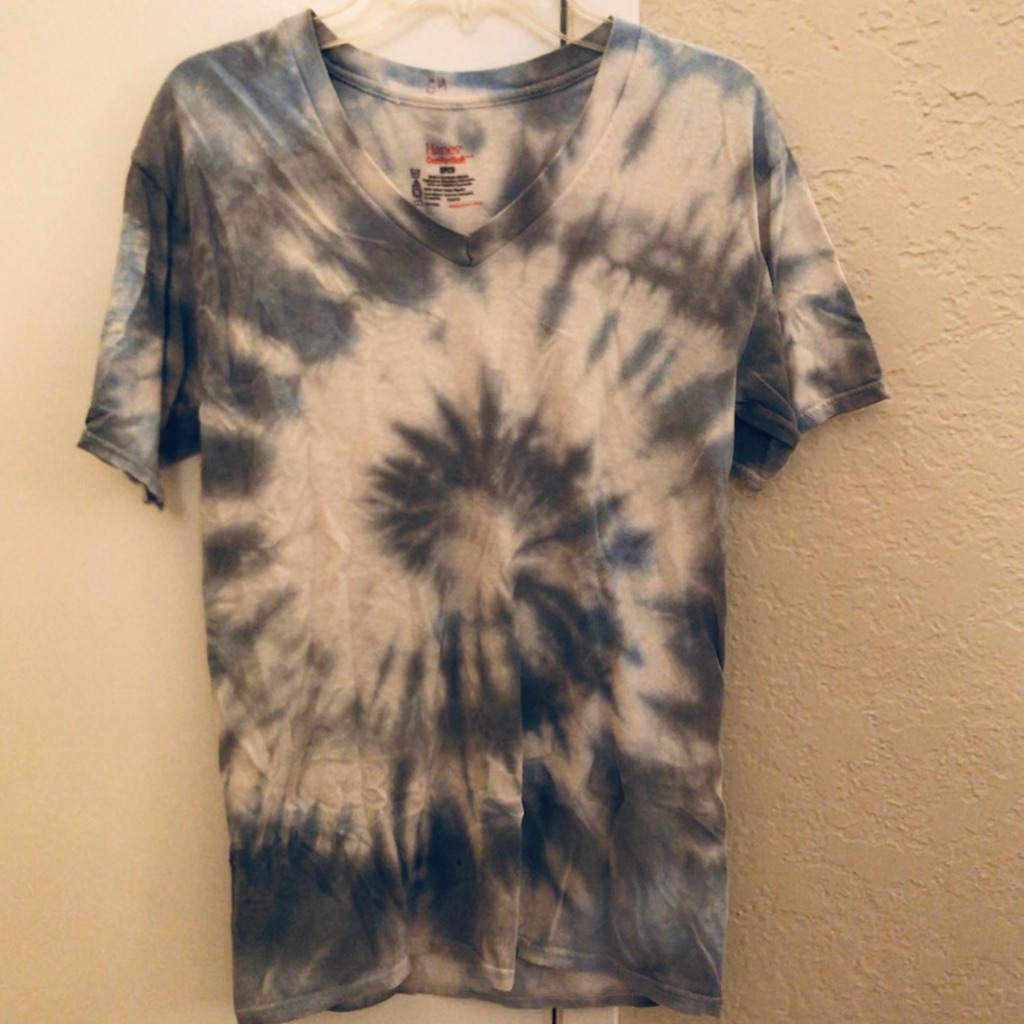 Hanes Small Blue Tie Dye Short Sleeve Tshirt